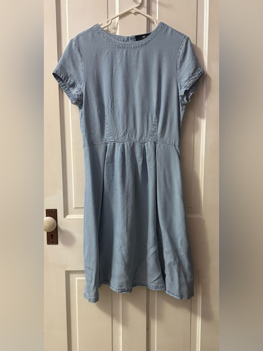 H&M Women’s Light Blue Short Sleeve Casual Dress